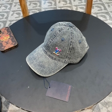 Louis Vuitton Caps